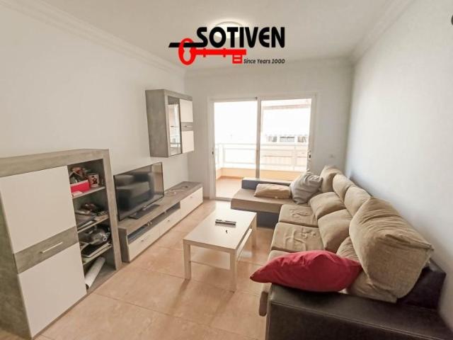Apartamento en venta en Arona, Parque de la Reina