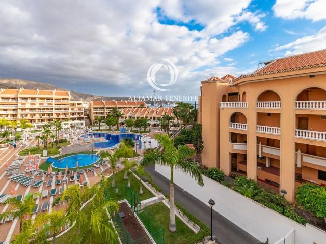 Apartamento en venta en Arona, Playa de las Américas. Apartamento en primera línea en Playa de las Américas. Apartamentos.