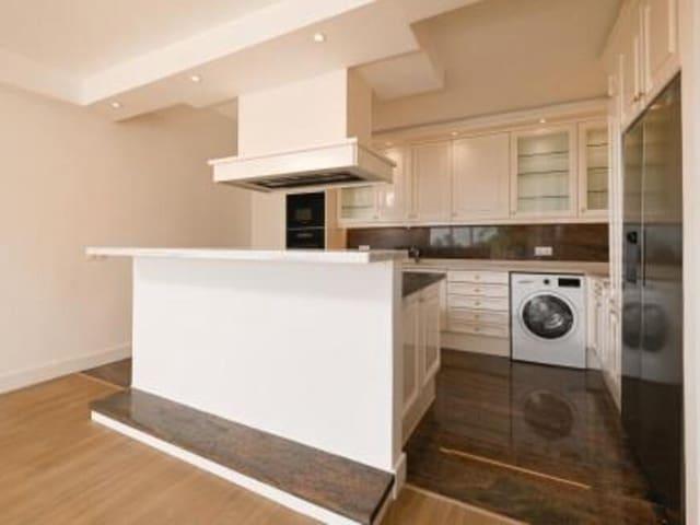 Apartamento en venta en Atalaya Isdabe, Málaga Costa del Sol