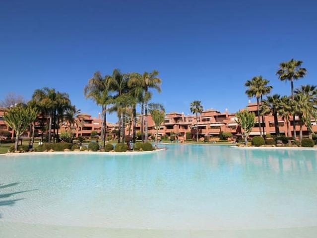 Apartamento en venta en Atalaya Isdabe, Málaga Costa del Sol