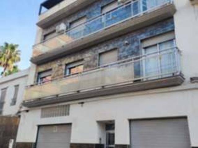 Apartamento en Venta en Avenida de Abril 9 de Octubre