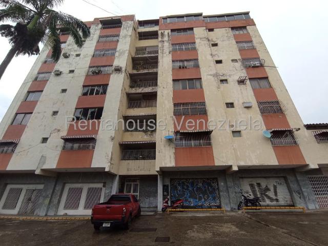 Apartamento en Venta en Avenida Victoria, La Victoria