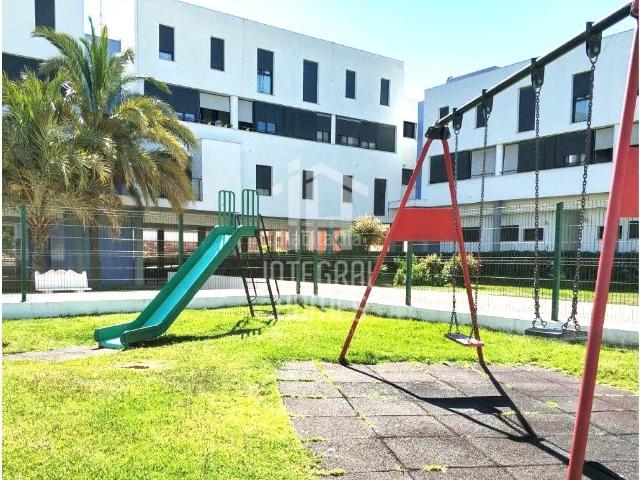 Apartamento en venta en Ayamonte, Ayamonte ciudad. APARTAMENTO EN VENTA EN URB. JARDINES DEL GUADIANA. Apartamentos.