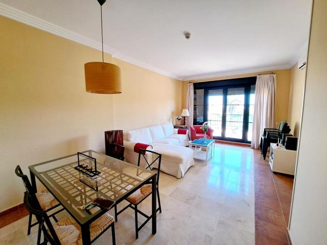 Apartamento en venta en Ayamonte, Isla Canela. Precioso y luminoso piso en pleno campo de Golf. Apartamentos.