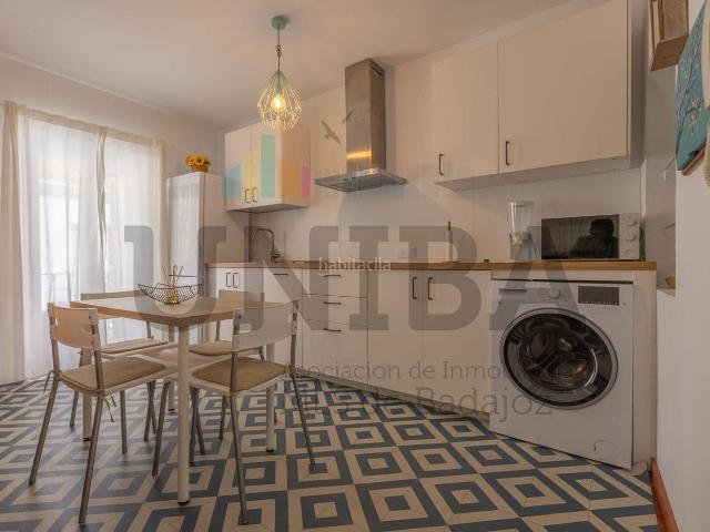 Apartamento en venta en Badajoz, Casco Antiguo. Estupendo apartamento en venta en el corazón de la ciudad. Apartamentos.