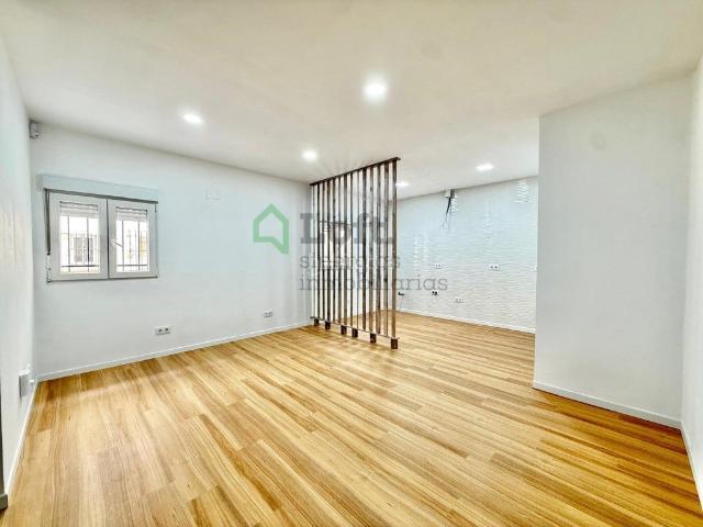 Apartamento en venta en Badajoz, La Estación. APARTAMENTO REFORMADO A ESTRENAR CON TRASTERO EN SAN FERNANDO. Apartamentos.
