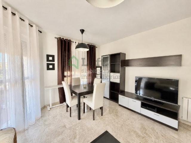 Apartamento en venta en Badajoz, Pardaleras. APARTAMENTO EN VENTA EN PLAZA CECILIO REINO VARGAS. Apartamentos.