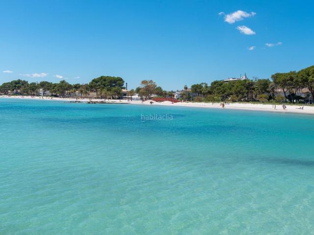 Apartamento en venta en Baleares Alcúdia, Port d´Alcúdia Platja dÁlcúdia. Luminoso piso con terraza a 300 metros de la playa Puerto de Alcudia. Apartamentos.