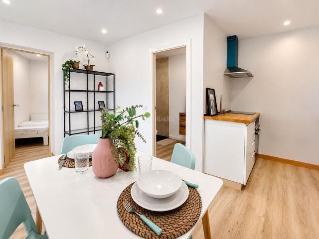 Apartamento en venta en Baleares Calvià, Magaluf. Apartamento reformado cerca de la playa en zona tranquila de Torrenova. Apartamentos.