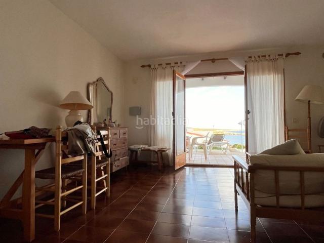 Apartamento en venta en Baleares Es Mercadal, Arenal d´en Castell. Hay viviendas que se visitan. Y hay otras que, desde el primer momento, hacen imaginar cómo sería vivirlas. Apartamentos Es.