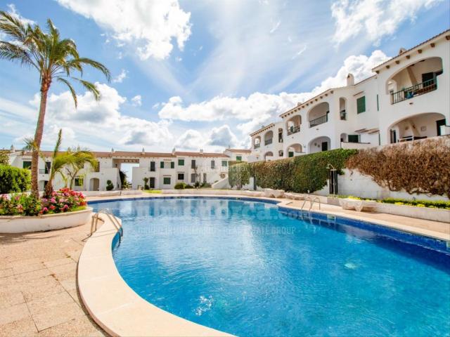 Apartamento en venta en Baleares Es Mercadal, Port d´Addaia. Apartamento reformado con vistas al mar en Addaia. Apartamentos Es.