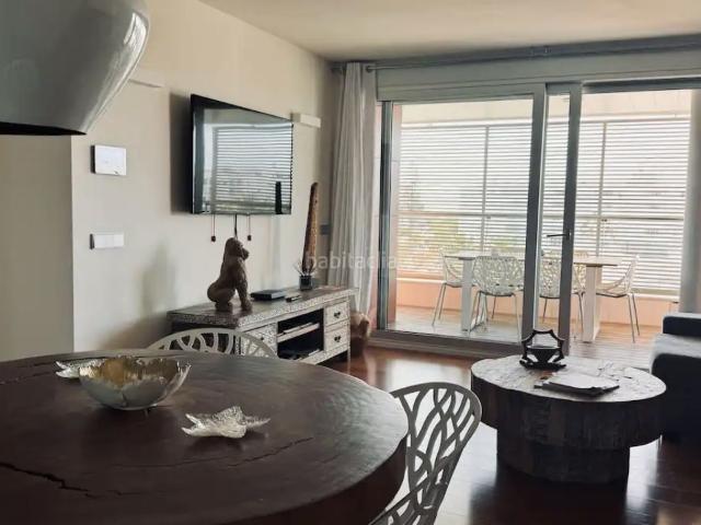Apartamento en venta en Baleares Ibiza, Marina Botafoc Talamanca. Apto zona Avda 8 de Agosto. Ikebana. Apartamentos.