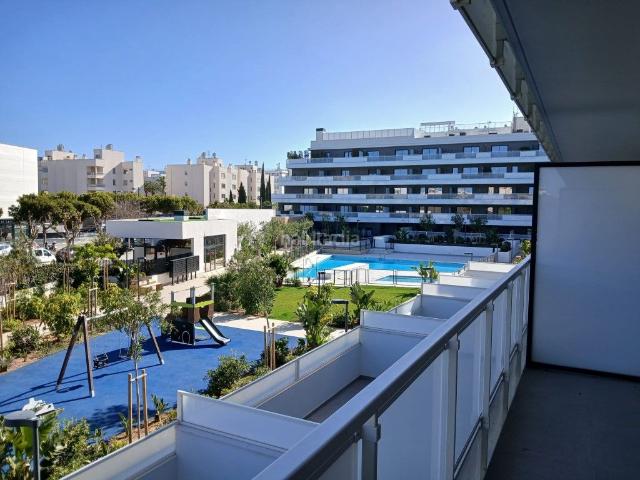 Apartamento en venta en Baleares Ibiza, Ses Figueretes Platja d'en Bossa Cas Serres. Bonito piso de obra nueva en la playa con dos plazas de aparcamiento incluidas. Apartamentos.
