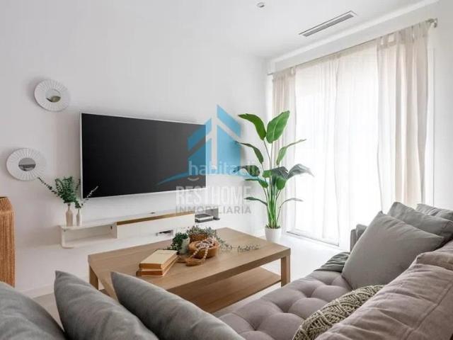 Apartamento en venta en Baleares Ibiza, Ses Figueretes Platja d'en Bossa Cas Serres. Playa Figueretas. Apartamentos.