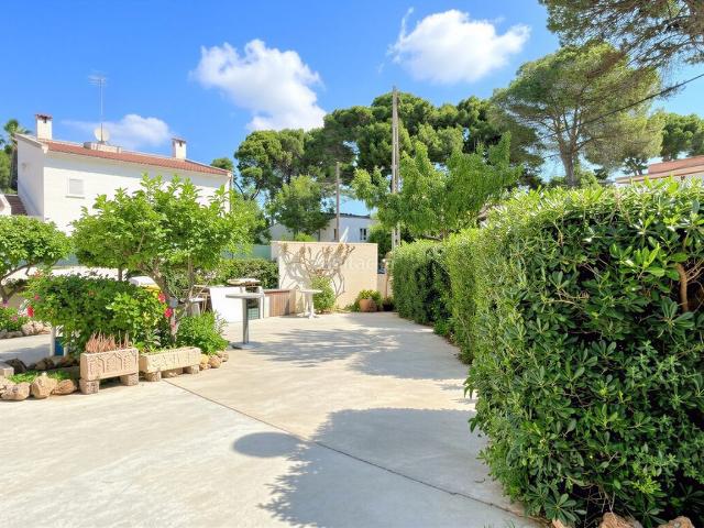 Apartamento en venta en Baleares Palma de Mallorca, Les Maravelles. Apartamento con terraza cerca de la playa en una ubicación privilegiada. Apartamentos Palma de.