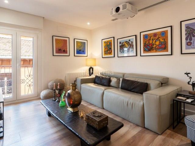 Apartamento en venta en Baleares Palma de Mallorca, Sant Nicolau. Apartamento señorial reformado en la zona del Borne en Palma. Apartamentos Palma de.
