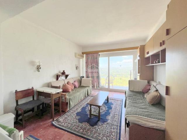 Apartamento en venta en Baleares Sant Llorenç des Cardassar. Estudio en 4ª planta con piscina, edificio en primera línea, solo 20 metros de la playa de Sillot, Mallorca. Apartamentos Sant Llorenç des.