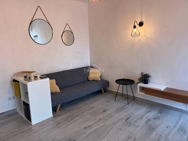 Apartamento en venta en Baleares Sant Lluís, Biniancolla Punta Prima. Encantador apartamento en planta baja a pocos pasos de la playa de Punta Prima Menorca. Apartamentos Sant.