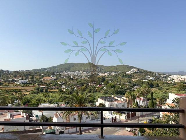 Apartamento en venta en Baleares Santa Eulària, Santa Eulària des Riu. Amplio piso con vistas despejadas en Siesta, Santa Eulalia del Río. Apartamentos Santa.