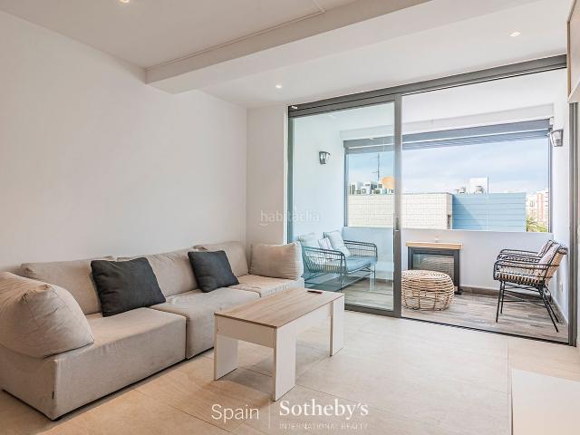 Apartamento en venta en Barcelona, Barceloneta. Piso moderno en Poblenou, Barcelona 2 dormitorios y garaje. Apartamentos.