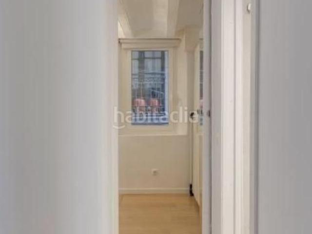 Apartamento en venta en Barcelona, Gòtic. Exclusivo apartamento reformado en el corazón del Gótico 320.000. Apartamentos.