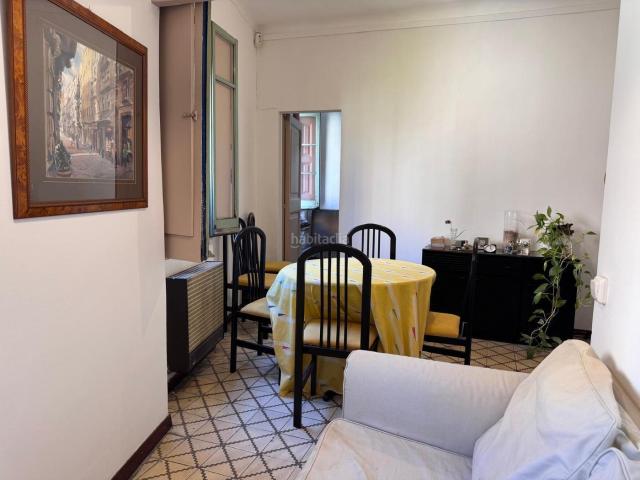 Apartamento en venta en Barcelona, Gòtic. Piso luminoso y tranquilo en pleno centro de Barcelona. Apartamentos.