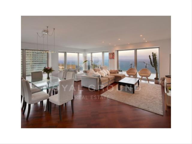 Apartamento en venta en Barcelona, Diagonal Mar i el Front Marítim del Poblenou. Ático con vistas panorámicas al mar en Diagonal Mar. Apartamentos.