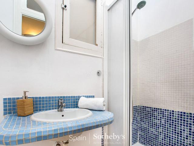 Apartamento en venta en Barcelona, Dreta de l´Eixample. Amplio apartamento vacacional para 7 personas con tarjeta turística en Eixample Derecho. Apartamentos.
