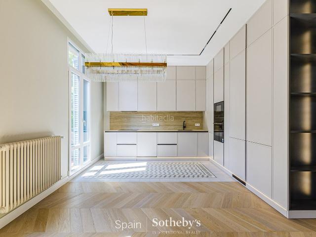Apartamento en venta en Barcelona, Dreta de l´Eixample. Apartamento de lujo recientemente renovado en un complejo residencial señorial. Apartamentos.