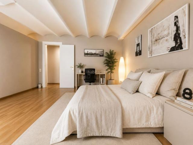 Apartamento en venta en Barcelona, Dreta de l´Eixample. Hay un momento en la vida en el que tu casa también tiene que estar a la altura del camino que has recorrido. Apartamentos.