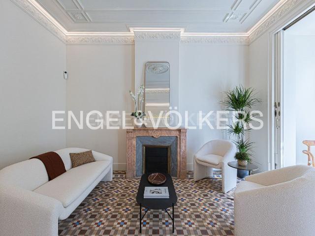 Apartamento en venta en Barcelona, Dreta de l´Eixample. Espectacular calidad en Eixample Dret. Apartamentos.