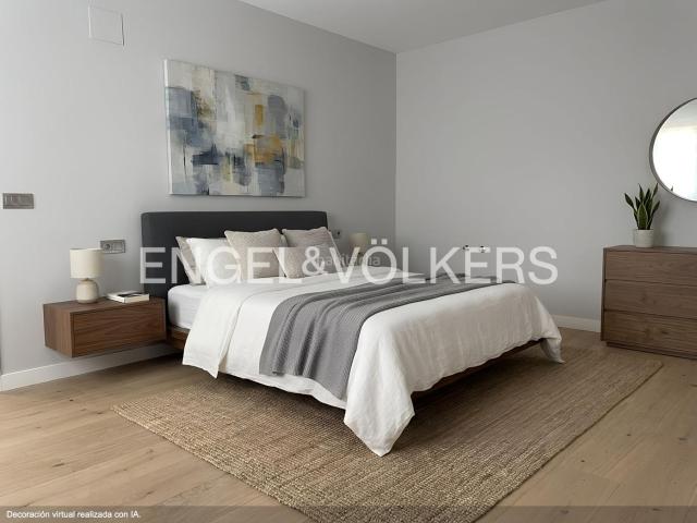 Piso en venta en Barcelona, El Camp de l´Arpa del Clot. Esplendida Planta baja con cédula de 2 habitaciones con jardín. Pisos.