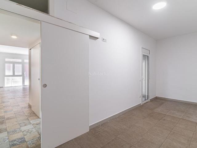 Apartamento en venta en Barcelona, Horta. Precioso piso en planta Baja en Horta Calle Fátima cercano a la Plaza Eivissa. Apartamentos.