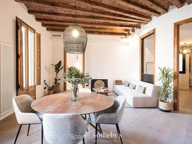 Apartamento en venta en Barcelona, L´Antiga Esquerra de l´Eixample. Piso señorial en Eixample. Apartamentos.