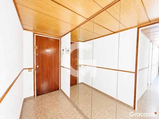 Apartamento en venta en Barcelona, Sants. 4 HABITACIONES PARKING INCLUIDO! UNA OPORTUNIDAD QUE NO SE REPITE!. Apartamentos.