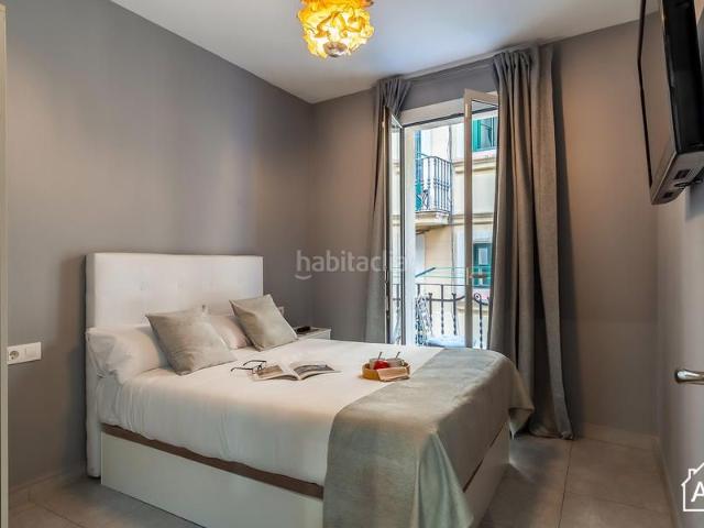 Apartamento en venta en Barcelona, St. Pere Sta. Caterina El Born. Apartamento en El Born con Balcón en Venta. Apartamentos.