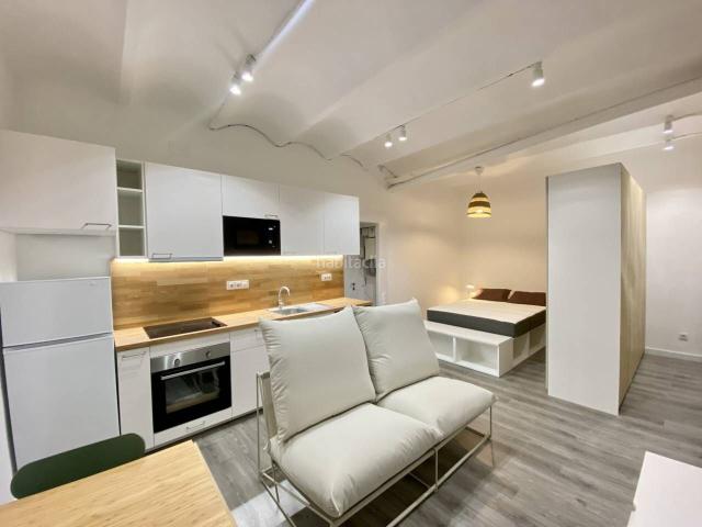 Apartamento en venta en Barcelona, Prosperitat. ESPECTACULAR ESTUDIO A LA VENTA!. Apartamentos.