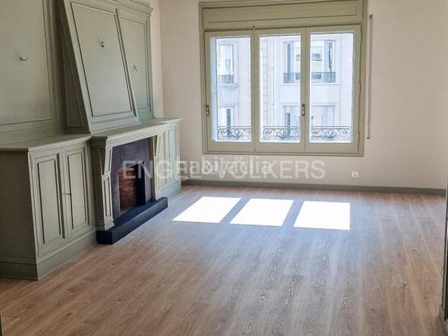 Piso en venta en Barcelona, Putget Farró. Amplio y luminoso piso en Sant Gervasi. Pisos.