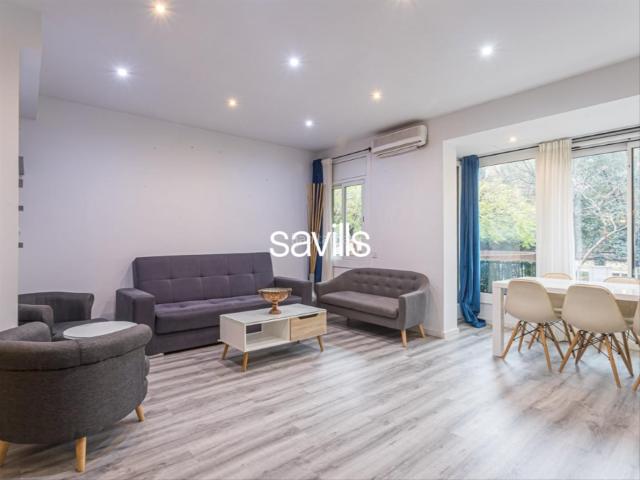 Apartamento en venta en Barcelona, Putget Farró. Piso tranquilo y amplio al lado Paseo Sant Gervasio. Apartamentos.