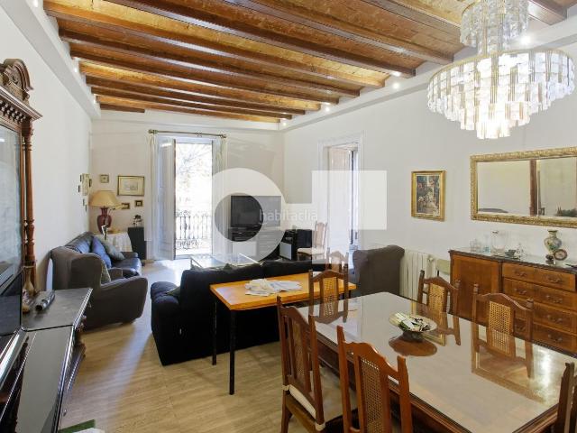 Apartamento en venta en Barcelona, Raval. IDEAL INVERSORES SEGREGABLE ALTAS POSIBILIDADES DE REFORMA FINCA EMBLEMÁTICA 1900 DOBLE ORIENTACIÓN BALCONES A LA RAMBLA TER. Apartamentos.