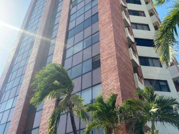 Apartamento En Venta En Barranquilla En Alto Prado V382968