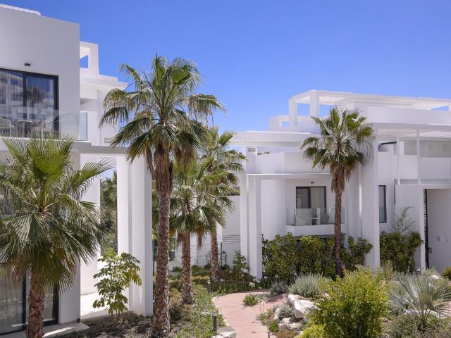 Apartamento en venta en Benahavis