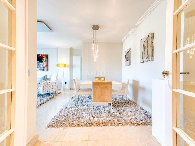 Apartamento en venta en Benahavís, Los Flamingos. Apartamentos.