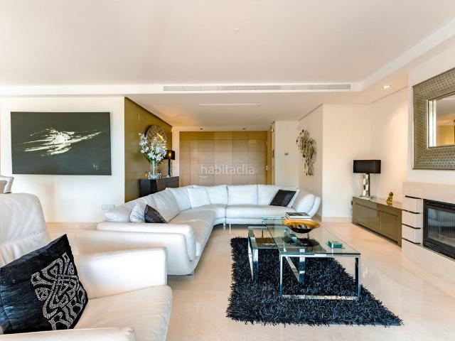 Apartamento en venta en Benahavís, La Quinta. Apartamentos.