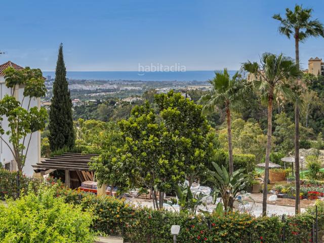 Apartamento en venta en Benahavís, La Quinta. Precioso apartamento de 2 dormitorios en las colinas de Benahavis. Apartamentos.
