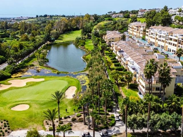 Apartamento en venta en Benahavís, Málaga Costa del Sol