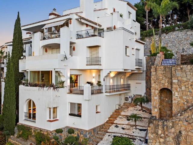 Apartamento en venta en Benahavís Málaga