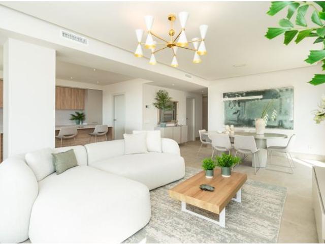 Apartamento en Venta en Benahavís, Málaga