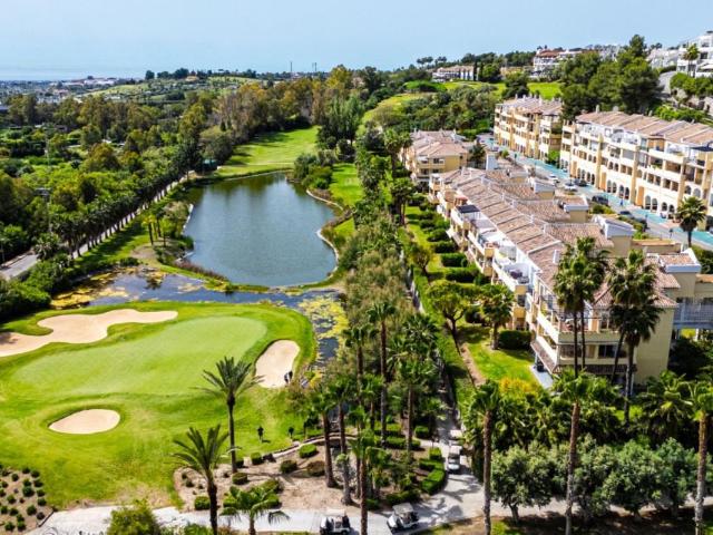 Apartamento en venta en Benahavís Málaga
