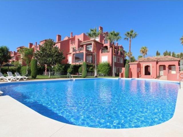 Apartamento en Venta en Benahavís, Málaga